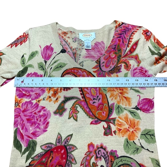 TALBOTS 100% Merino Wool Finely Knit Long Sleeve V-Neck Sweater Paisley Print S - Picture 7 of 9